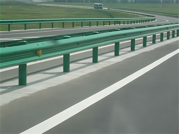 昌都高速护栏板守护安全广泛应用于多个行业
